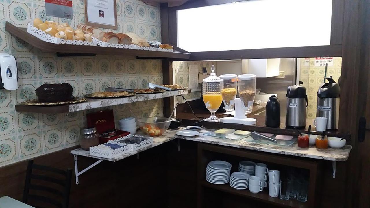 Hotel Goncalves- Proximo A Santa Casa De Porto Alegre Eksteriør billede
